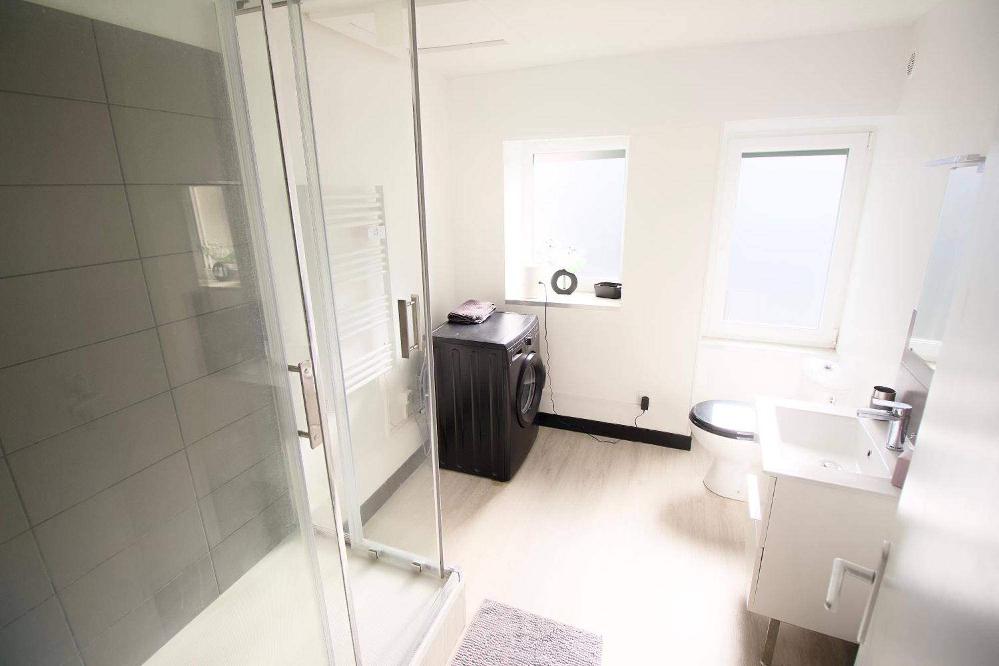 Triplex Lumineux A Cherbourg, Hyper Centre, 2 Pas Du Port & Vie Nocturne, Intendance Luxury Host Esterno foto
